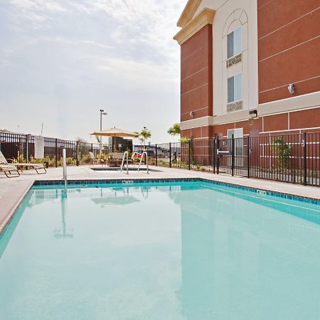 Holiday Inn Express & Suites Dinuba West By Ihg Екстер'єр фото